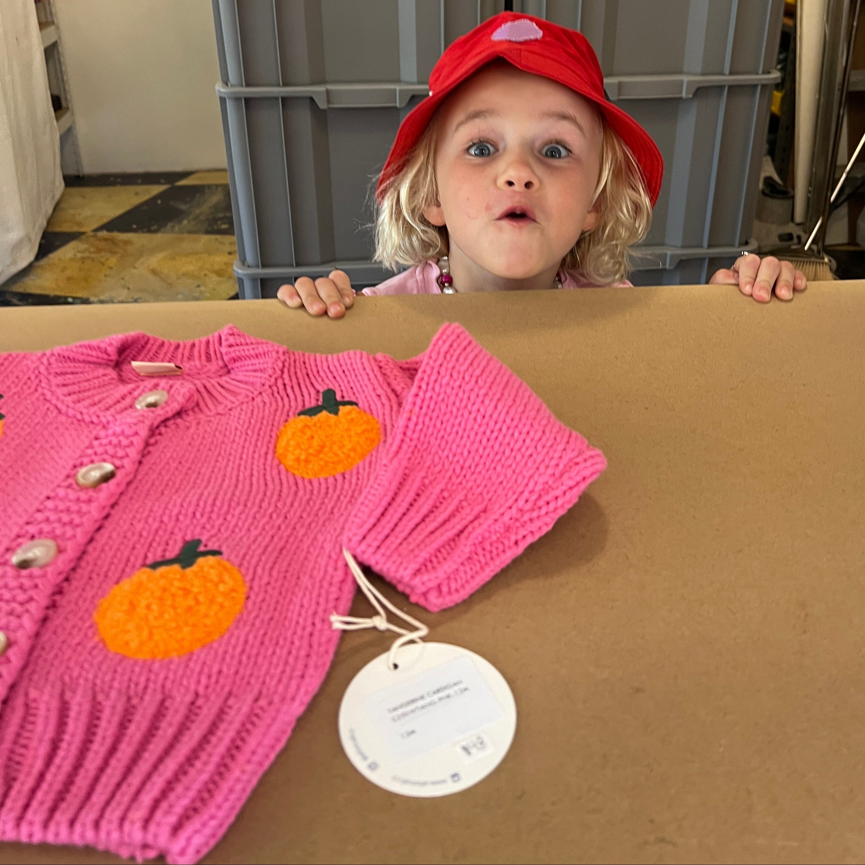 Tangerine Cardigan - Cozy Kids Sweater with 3D Fruit Appliqués