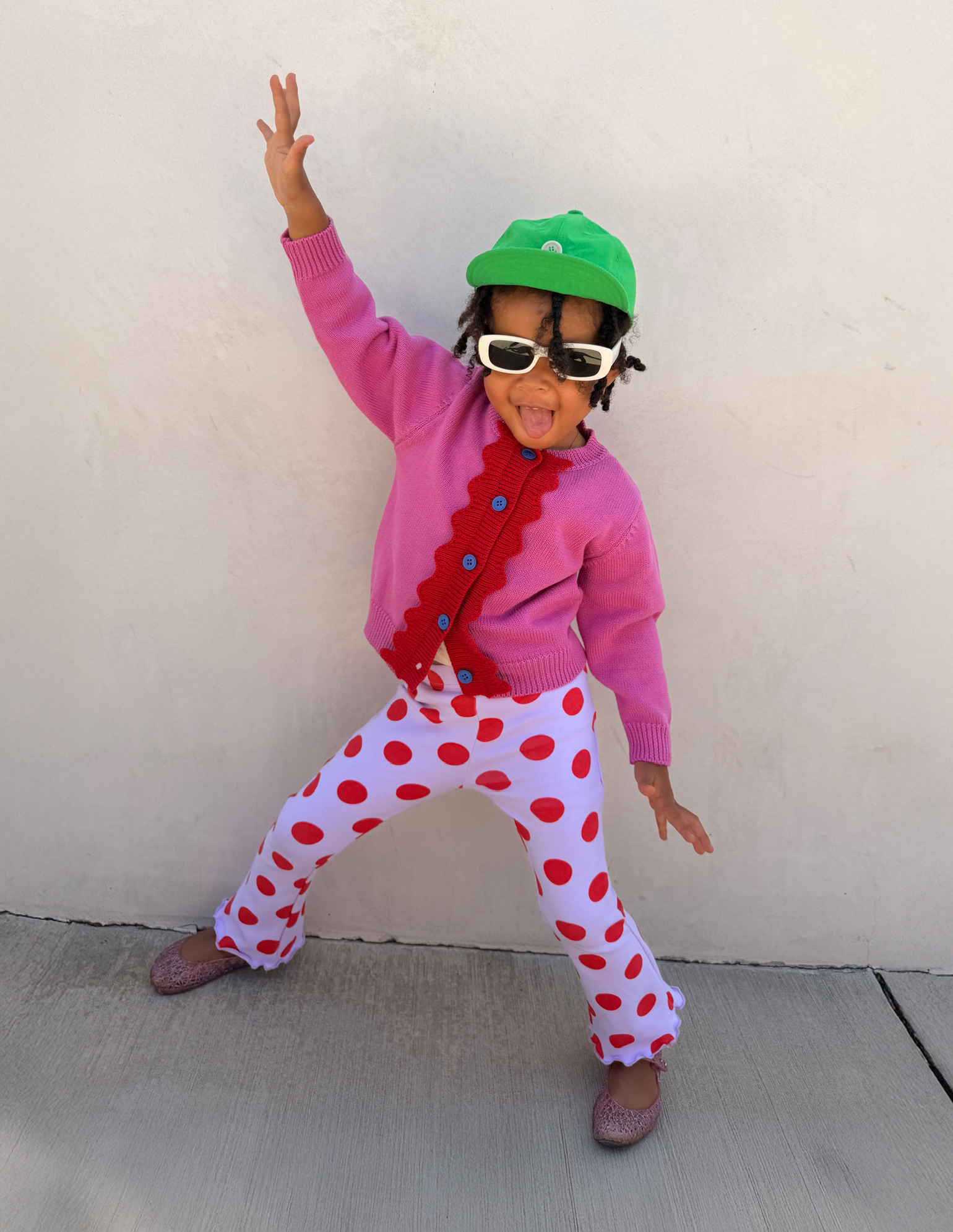 Kids wearing colorful clothes